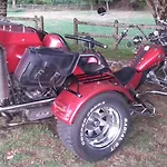 Guidon Fourchette Et Table D'hotes Bed & Breakfast Saint-Bonnet-de-Salers