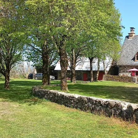 Bed & Breakfast Guidon Fourchette Et Table D'hotes Saint-Bonnet-de-Salers